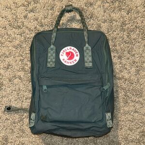 Fjall Raven Kanken backpack